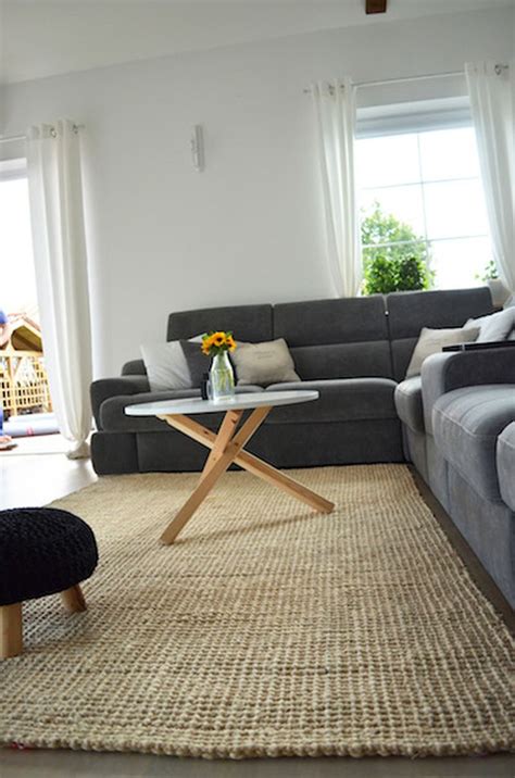 Wyposażając się w solidnie wykonane dywany zatroszcz się o podłogi w swoim apartamencie na lata! sprawdź październik 2021