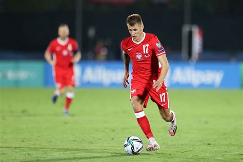 Damian Szymański strzelił bramkę i został nazwany bohaterem reprezentacji Polski! Ogromne emocje w doliczonym czasie gry pojedynku z Anglią!