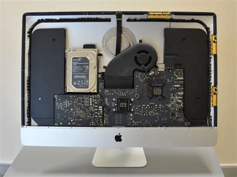 Serwis produktów Apple - sprawna i naprawdę szybka konserwacja rozbitych laptopów! maj 2023