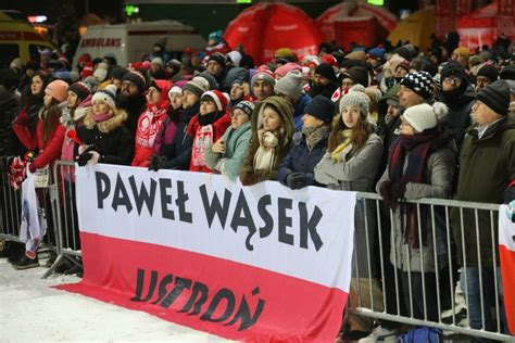 Wielkie emocje w trakcie niedzielnego starcia polskiej Ekstraklasy między Lechem Poznań, a krakowską Wisłą!
