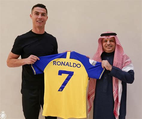 Fantastyczny transfer do Arabii Saudyjskiej - Ronaldo zarobi dużo pieniędzy!